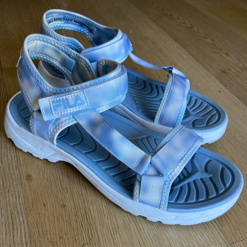 FILA Women’s US Size 10 strap sandals in cloudy sky blue